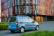 Ford Transit Courier 1 180x120