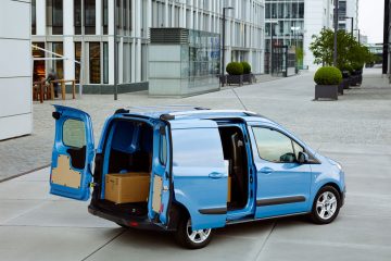 Ford Transit Courier 7