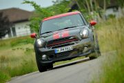 MINI Paceman 6 180x120