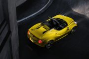 Alfa Romeo 4C Spider 6 180x120