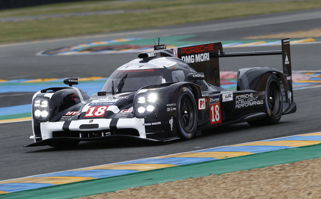 Лемана про это. Порше 2000 Ле ман. Porsche 24 Lemans. 24 Часа Ле-Мана Порше. 24 Часа Леман Порше.