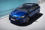 Toyota Avensis TS 2 180x120