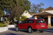 VW Golf Alltrack 2 180x120