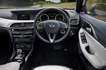 Infiniti Q30 2 360x240