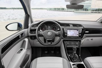 VW Touran 1 360x240