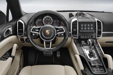 Porsche Cayenne Turbo S 1 360x240