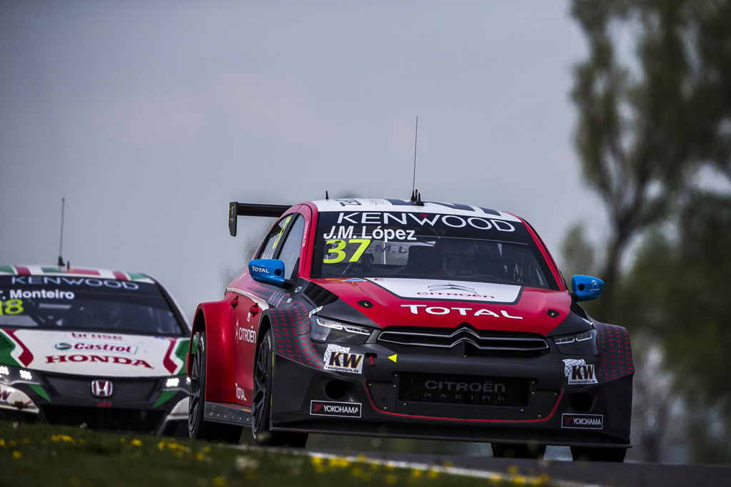 Citroen-Total-WTCC-Rnd-2 4