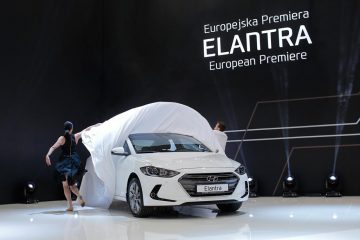 Hyundai-Elantra-2016 4