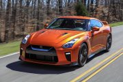 Nissan GT R 2017 4 180x120