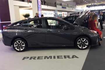 Toyota Prius Poznan 2016 4 360x240