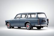 Volvo 221 Amazon 180x120