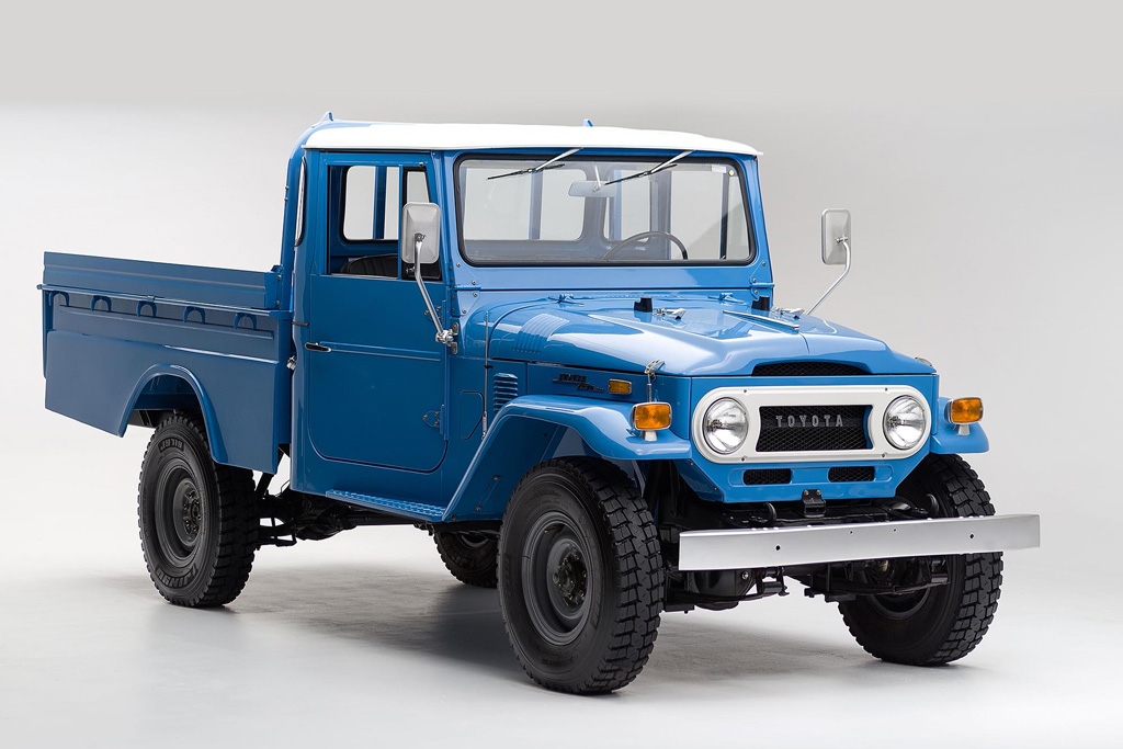 Land-Cruiser-FJ45 10