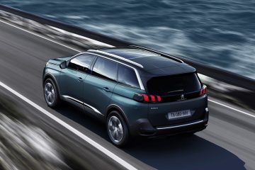 PEUGEOT 5008 0709STYP 102 360x240