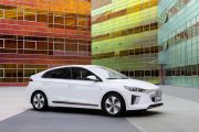 Hyundai IONIQ Electric 3 180x120