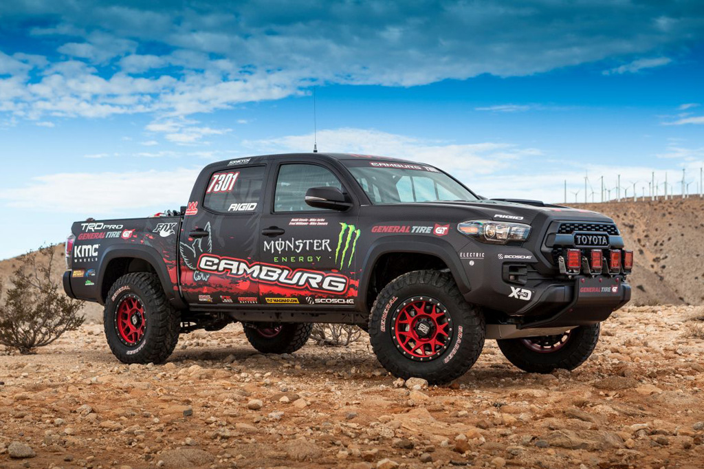 2016-sema-tacoma-trdpro-desert-racer 4