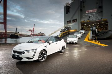 100083 Honda Clarity Fuel Cell 360x240