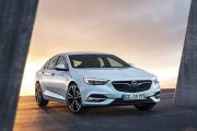 Opel Insignia Grand Sport 304400 180x120