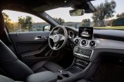 Mercedes GLA 220d 4MATIC 4 180x120