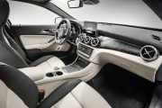 Mercedes GLA 250 4MATIC 2 180x120