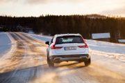 Volvo V90 Cross Country 5 180x120