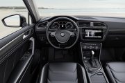 VW Tiguan Allspace 4 180x120