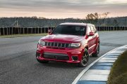 170412 Jeep Grand Cherokee Trackhawk 2018 40 180x120