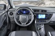 Toyota Auris 2 180x120