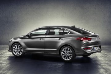 Hyundai-i30-Fastback 7