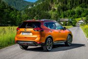 Nissan X Trail 2017 3 180x120