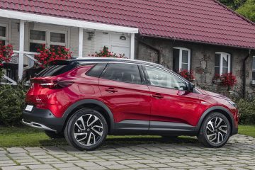 Opel Grandland X 4918 360x240