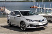 Toyota Auris Touring Sports Freestyle 1 180x120