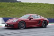 Porsche 718 GTS 2 180x120