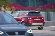 SEAT Arona Premiera 3 180x120