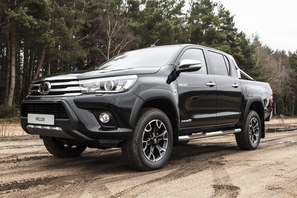 Toyota-Hilux 7