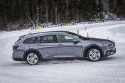 Opel Insignia Country Tourer 501933 180x120