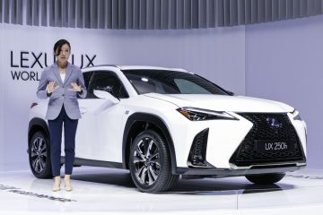 Lexus UX Genewa 2018 10 360x240