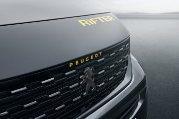 Peugeot Rifter 4x4 Concept 18 360x240