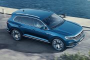 Volkswagen Touareg 2018 3 180x120