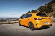 Renault Megane RS Sport 3 180x120