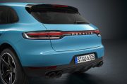 Porsche Macan 2018 3 180x120