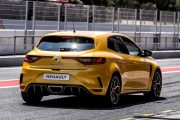 Renault Megane RS Trophy 3 180x120