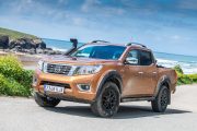 Nissan Navara OFF ROADER AT32 4 180x120