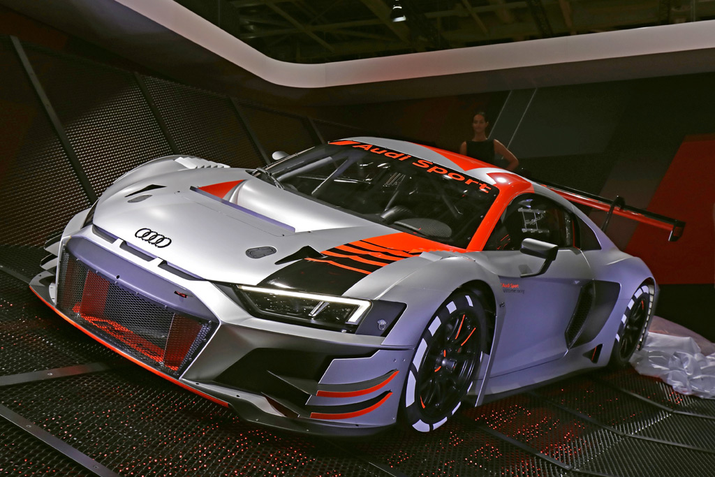 Audi-R8-LMS-2018 10