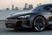 Audi E Tron GT 12 180x120