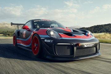 Porsche 911 GT2 RS Clubsport 7 360x240