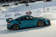 Porsche 911 GT2 RS 180x120