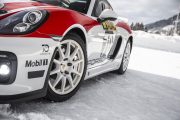 Porsche Cayman GT4 Rallye 6 180x120