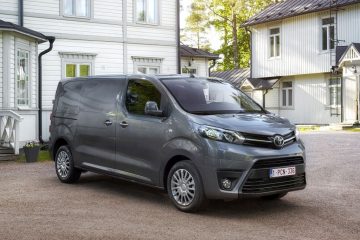 Toyota Hiace 2019 9 360x240