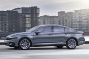 Volkswagen Passat RLine 2019 2 180x120