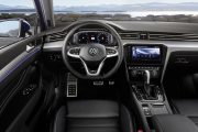 Volkswagen Passat RLine 2019 5 180x120